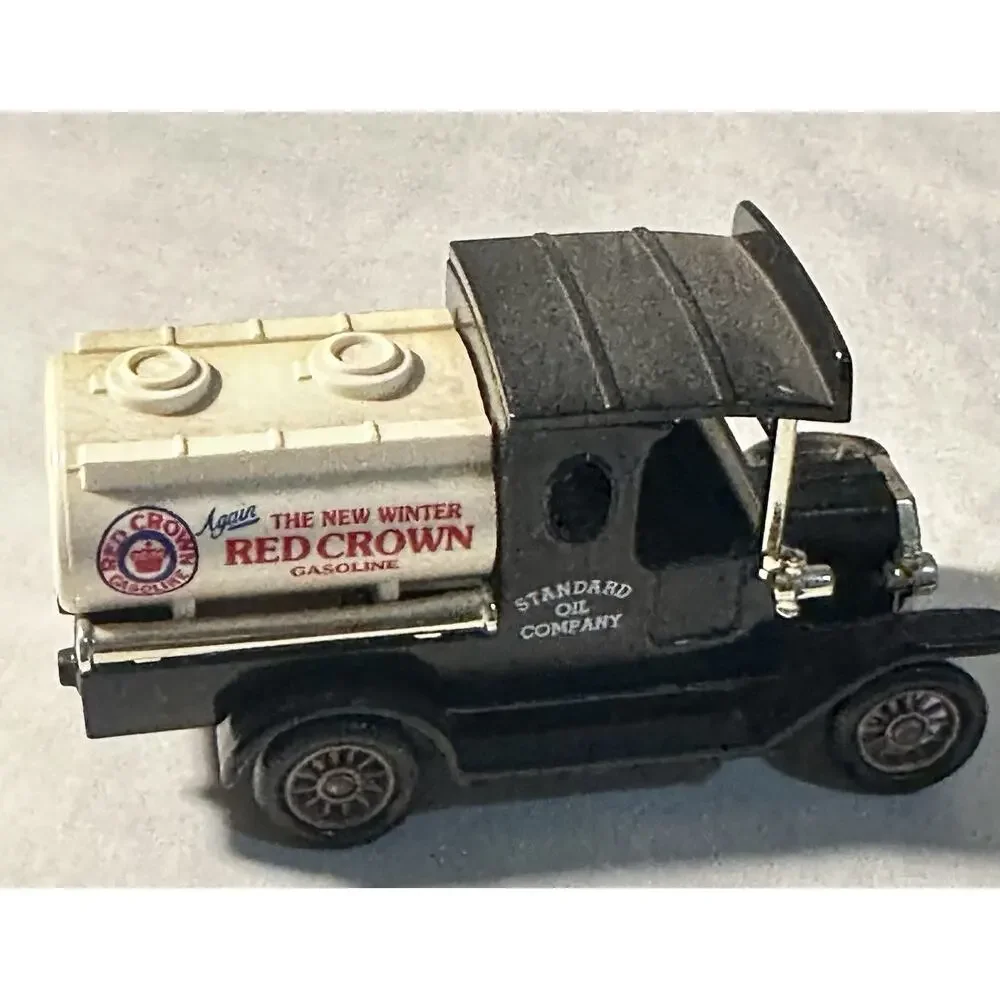 Vintage Lledo 1920 Ford Model T Red Crown Gasoline Standard Oil Chevron 3.5” 204